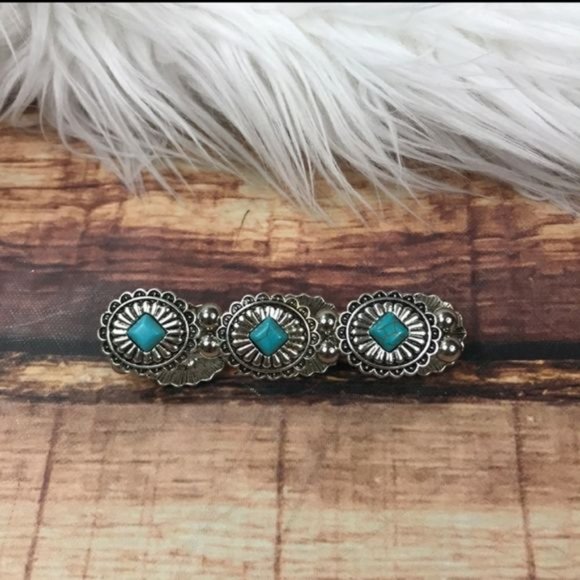 Silver & Turquoise Concho Bracelet Western Wear - Picture 2 of 3